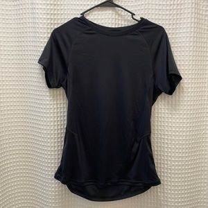 Never worn Gym shark dry fit tee shirt